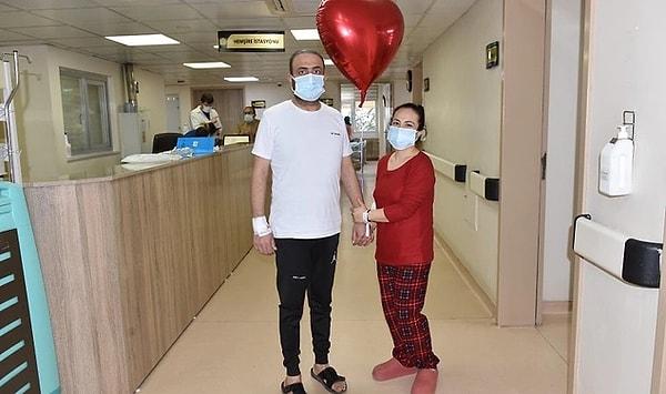 Diyarbakır'da yaşayan Sevcan Toparlı (39) böbrek yetmezliği hastası 16 yıllık eşi Hakan Toparlı’ya (40) 14 Şubat Sevgililer Günü’nde böbreğini bağışladı.