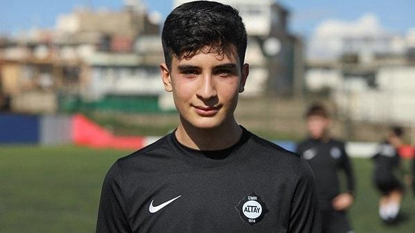 İzmir temsilcisi Altay'da forma giyen 18 yaşındaki futbolcunun transferi TFF'ye bildirildi.