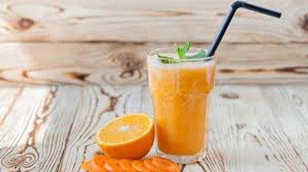 1. C vitamini kaynağı: Portakal ve havuç smoothie