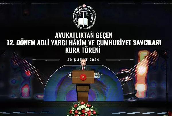 Cumhurbaşkanı Recep Tayyip Erdoğan, adli yargı hakim ve Cumhuriyet savcıları ile idari yargı hakimleri kura törenine katıldı.