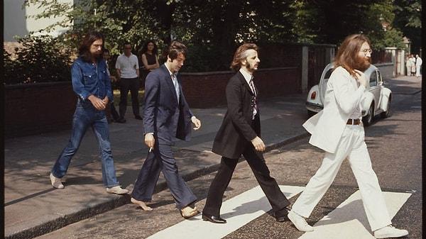 The New York Times'ın haberine göre grup üyeleri bu dört film Paul McCartney, John Lennon, George Harrison ve Ringo Starr'ın kendi özel hayatlarına odaklanacak.