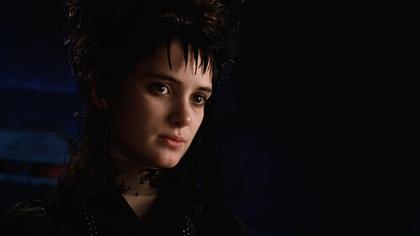 İlk film 1988 yılında vizyona girmiş ve o dönem 17 yaşında olan Winona Ryder, Lydia karakteriyle izleyicilerin beğenisini kazanmıştı.