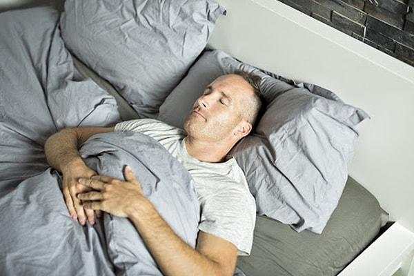 Preventing Premature Aging: Simple Changes in Sleep Habits