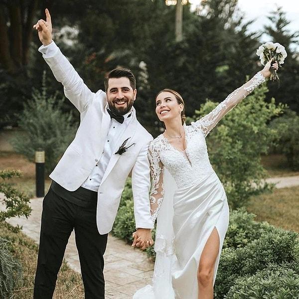 Birçoğumuzun "Kafalar" adlı sosyal medya grubuyla tanıdığımız Bilal Hancı ile Esin Çepni 2021 yılının Temmuz ayında Trabzon'da evlenmişti.