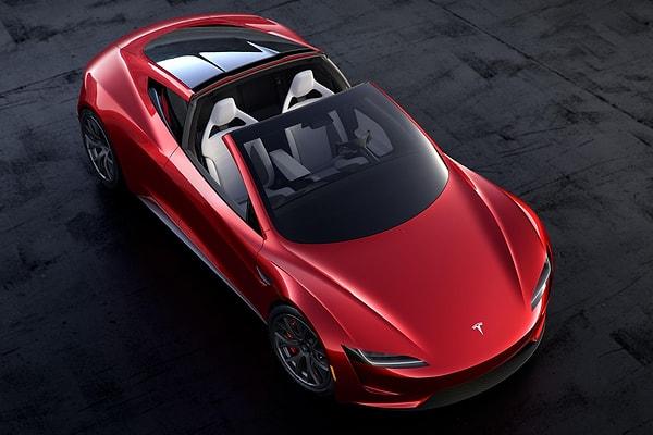 İlk olarak 2006 yılında tanıtılan Tesla Roadster 2008-2012 yılları arasında Lotus Elise temelinde üretildi.