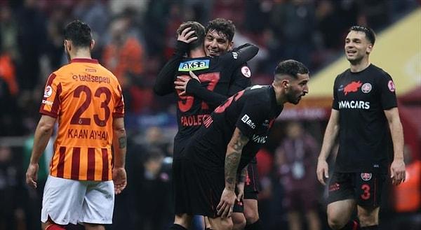Galatasaray, Ziraat Türkiye Kupası çeyrek finalinde evinde Karagümrük ile karşı karşıya geldi. Sarı-kırmızılılar, rakibine 2-0'lık skorla mağlup olarak kupaya veda etti.