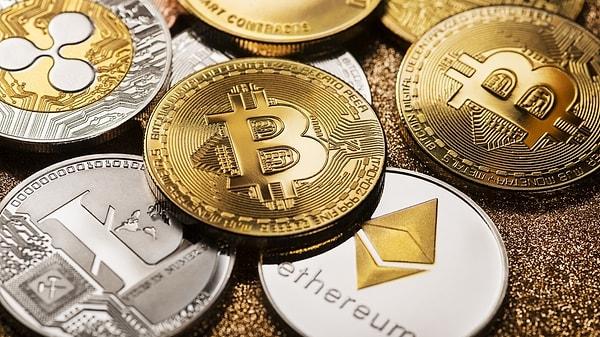 En büyük kripto para birimi Bitcoin, kasım 2021'deki Covid salgını sırasında ulaşılan yaklaşık 69 bin dolarlık rekoru yenileme peşinde.