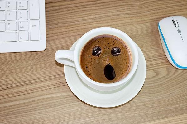 Peki kafein sizi nasıl etkiliyor? Yorumlarda buluşalım 👇