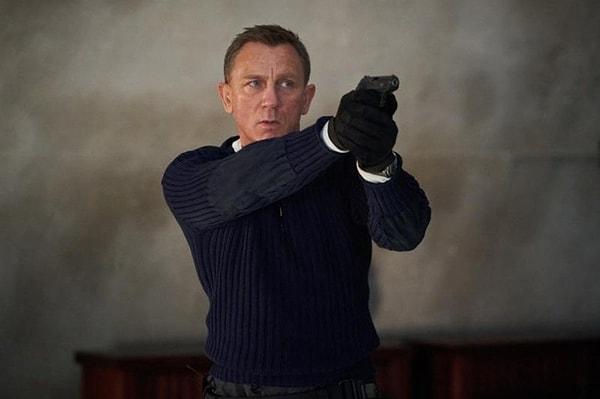 Daniel Craig, James Bond filmlerindeki performansıyla uluslararası tanınırlık kazanırken geçtiğimiz yıl yaptığı açıklamayla film endüstrisini ayağa kaldırmıştı.