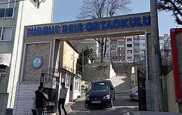 İhbar üzerine okula gelen 112 Acil Servis ekiplerince ilçedeki bir özel hastaneye kaldırılan Çakır, yapılan tüm müdahaleye rağmen kurtarılamadı.