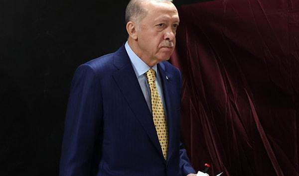 Ünlü oyuncu Cumhurbaşkanı Recep Tayyip Erdoğan'ın sandıklar kapandıktan sonraki sözlerini değindi.