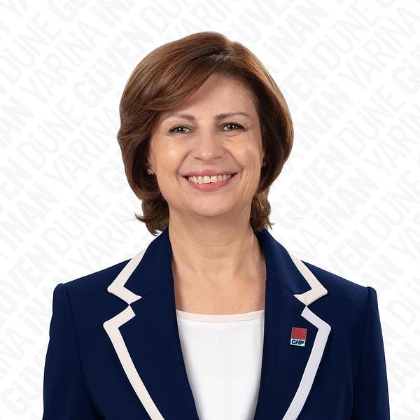 Yılmaz Büyükerşen’in varisi olarak gösterdiği CHP'li Ayşe Ünlüce Eskişehir'de yüzde 51,02 oy alarak başkan seçildi (CHP)