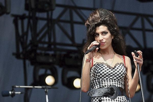 The life of the world-renowned singer Amy Winehouse, who tragically passed away at the age of 27, is being turned into a film, as you may know.