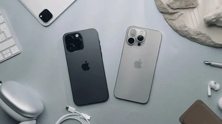 Son olarak, ana model iPhone 16 ve 16 Pro cihazlarının olası tasarımları ile ilgili bilgiler veren maket görüntüleri internette sızdırıldı.