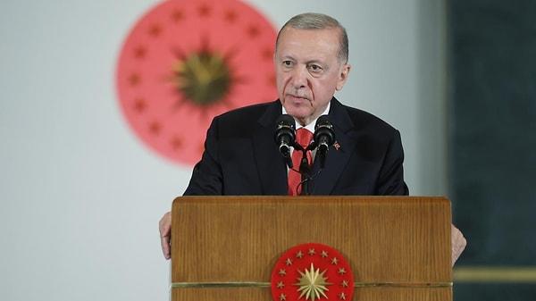 Beşiktaş'ta 29 kişinin yaşamını yitirdiği yangınla ilgili açıklamalarda bulunan Cumhurbaşkanı Erdoğan, "Savcılarımızla işin peşindeyiz" dedi.