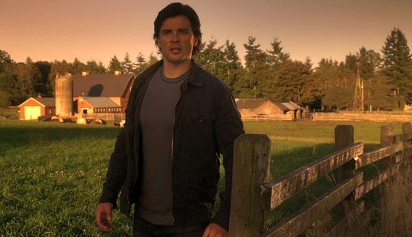 5. Smallville (2001–2017)