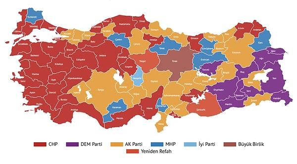 Seçimin ardından 30 büyükşehirden 14'ünü CHP, 12'sini AK Parti, 3'ünü DEM Parti ve 1'ini Yeniden Refah Partisi kazandı.