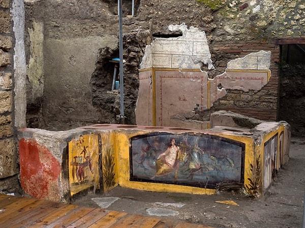 6. Pompeii'de keşfedilen 2000 yıllık antik fastfood dükkanı.