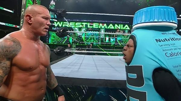 IShowSpeed son olarak WWE güreşçisi Randy Orton'dan yediği RKO ile gündeme gelmişti.