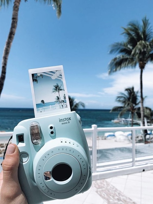 Instax fotoğraf makinesi