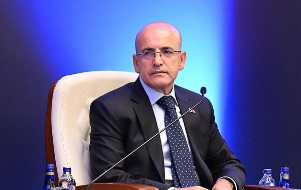 MHP lideri, "Türk milletini 'yerel halk' ifadesiyle değersizleştirmeye hizmet eden müfsit zihniyetin, son günlerde maruz kaldığımız skandalların asal sorumlusu olduğunu hiç kimse inkar edemeyecektir" dedi.