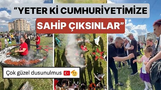 Bursa'da Bir Kebapçı 23 Nisan Şerefine Ay Yıldızlı Mangalda 1 Ton Kebap Pişirerek Çocuklara Dağıttı