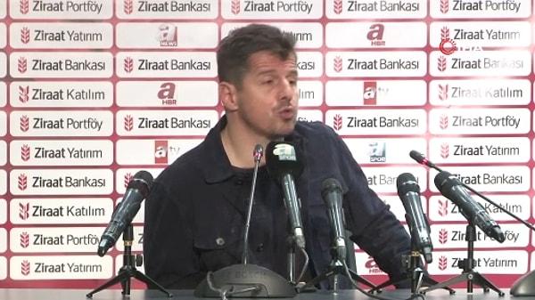 Bir basın mensubunun, "Ankaragücü futbolcularının sosyal medyada eleştirildiğini" söylemesi üzerine, Belözoğlu, "sosyal medya lağım çukuru" dedi.
