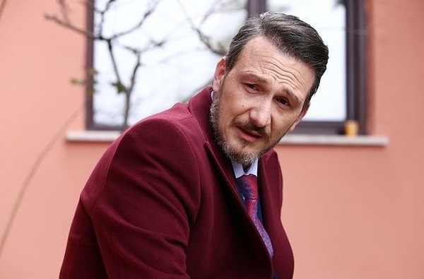 Pek çok başarılı yapımda rol alan Osman Sonant da dizinin kadrosuna dahil oldu.