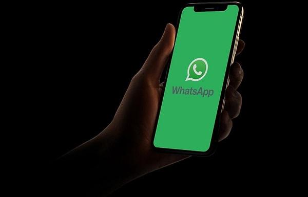 WhatsApp People Nearby cihazlar arasında dosya aktarımı için Bluetooth kullanıyor, dolayısıyla internet gerektirmiyor.