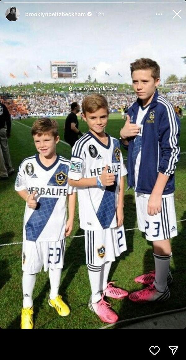 Brooklyn Beckham kardeşleriyle küçüklük anılarını paylaştı.