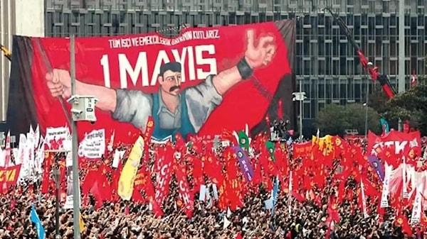 Taksim'de kutlama olmayacağını belirten Yerlikaya şunları söyledi: "Bu yıl bir konfederasyon ve bazı sendikalar Taksim çağrısı yaptılar. Oysa kendilerine bu taleplerine izin verilmeyeceği İstanbul Valiliği tarafından iletildi. Taksim Meydanı toplantı ve yürüyüş için belirtilen güzergahlar arasında değildir."
