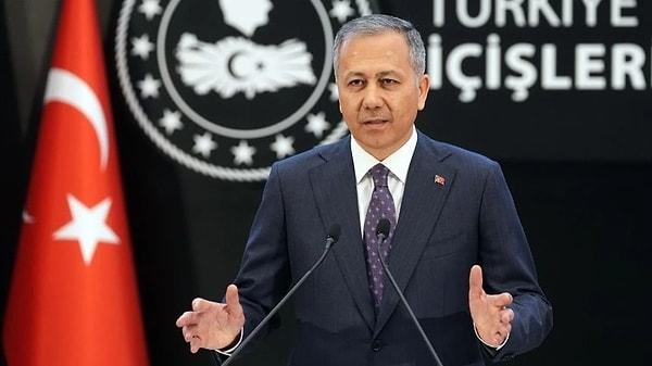 Taksim Meydanı'nın 1 Mayıs kutlamaları için uygun güzergahlar arasında yer almadığını savunan İçişleri Bakanı, Taksim Meydanı'nda bir araya gelme çağrısı yapan sendikalara ilişkin ise 'Kendilerine bu taleplerine izin verilmeyeceği açıklandı' ifadesini kullandı.