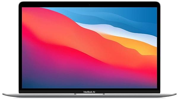 11. Apple'ın 2020 MacBook Air modeli, yeni nesil teknolojiyi ve şık tasarımı bir arada sunuyor.