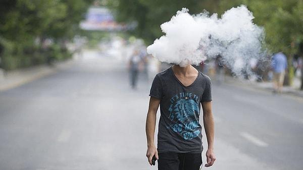 TRT Haber’de yer alan bilgilere göre; 13 ila 17 yaş arasındaki gençler arasında yapılan çalışmada elektronik sigaranın zararları bir kez daha ortaya çıktı.