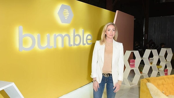 Bumble’s CEO, successful entrepreneur Whitney Wolfe Herd, announced that Bumble will be coming with a major AI update.