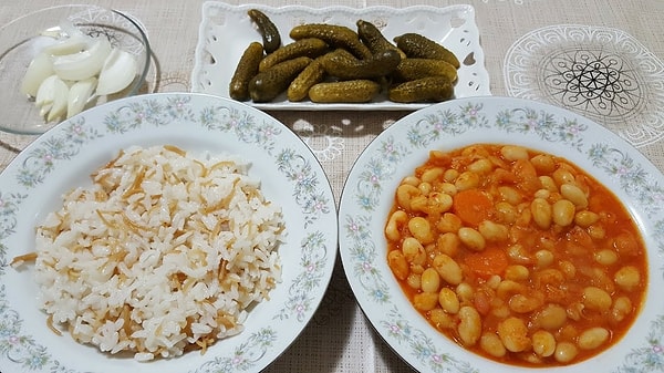 Kuru Fasulye-Pilav.
