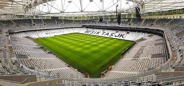 Beşiktaş'ın iç saha maçlarını oynadığı Tüpraş Stadyumu, bu iki organizasyonun finaline ev sahipliği yapacak.
