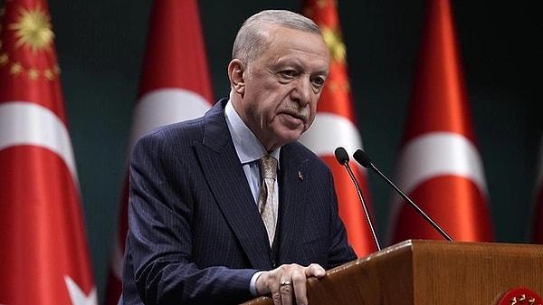 Cumhurbaşkanı Recep Tayyip Erdoğan, İsrail’in Filistin’de yaptığı katliama tepki göstermeye devam ediyor. Erdoğan, Batılı güçlerin desteklediğini söylediği İsrail’in yayılımcılığı sebebiyle dünyanın yeni çatışmalara gebe olduğunu ifade etti.