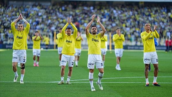 Fenerbahçe İstanbulspor’u 6-0 yenmesine rağmen 99 puanla ikinci oldu. Sonuç böyle olunca bir haftadır konuşulan astrolog Meral Güven’in "Fenerbahçe geriden gelerek şampiyon olacak ve mucizevi bir kutlama olacak." ifadeleri gündeme geldi.