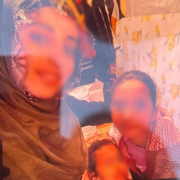Bursa’da eşi evi terk eden bir baba, 11, 6 ve 3 yaşındaki çocuklarını vahşice öldürdü. Sonrasında karakola giden cani baba polislere “kendimi öldürmeyi başaramadım” diyerek teslim oldu.