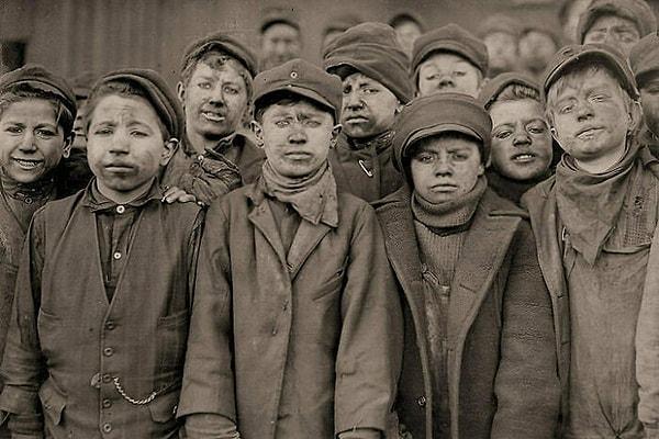 2. Amerika'daki çocuk madenciler.