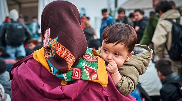 "Göç İdaresi Başkanlığı'nın 18 Nisan 2024’te yayınlanan rakamlarına göre,  0-4 yaş arası Suriyeli çocuk sayısı 408.164. 5-9 yaş arası Suriyeli çocuk sayısı ise 528.560. Beş yıllık periyotta Suriyeli çocuk sayısı %22,78 azaldı."