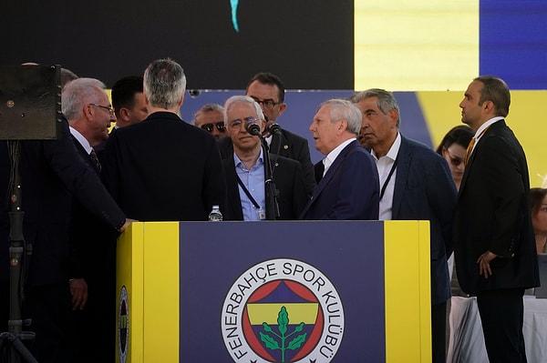 Fenerbahçe’de Ali Koç ile Aziz Yıldırım’ın yarıştığı kongre gergin ortamda yapılıyor.