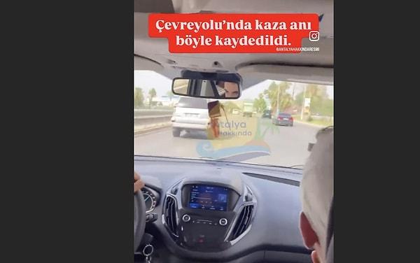 Antalya'da bir grup genç, trafikte müzik eşliğinde makas atarak ilerledikleri anları kaydederken kaza yaptı.