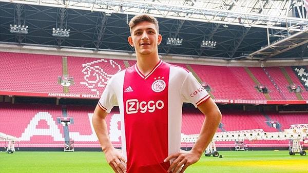 Ajax, Ahmetcan Kaplan'a Gürcistan maçı öncesi destek mesajı yayınlamış, "iyi şanslar" dileyerek TFF'yi etiketlemişti.