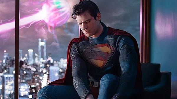 Yönetmen koltuğunda James Gunn'ın oturduğu film, genç Superman'in hayatına odaklanacak ve nasıl süper kahramana dönüştüğününü ekranlara taşıyacak.