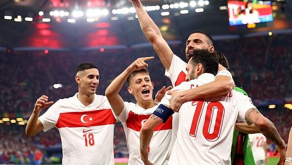 EURO F Grubu son maçında A Milli Futbol Takımımızı bir üst tura yükselten goller 51. dakikada Hakan Çalhanoğlu ve 90+4'te Cenk Tosun'dan geldi.