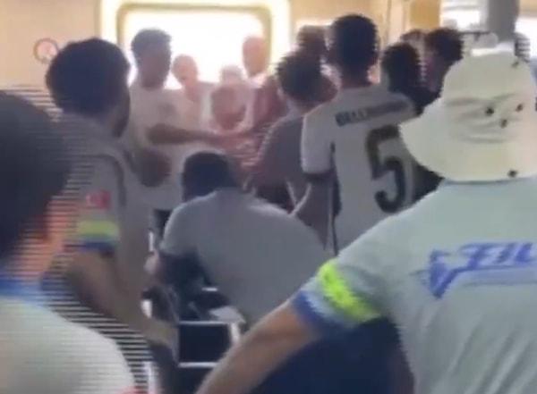 Kıbrıs'tan Mersin'e hareket edecek olan feribotun 5 saat rötar yapması nedeniyle bazı yolcular ve gemi personeli arasında tartışma çıktı.