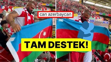 Türkiye-Avusturya Maçına Desteğe Gelen Azerbaycanlı Vatandaş Gönülleri Fethetti