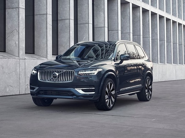 Volvo XC90 fiyat listesi Temmuz 2024